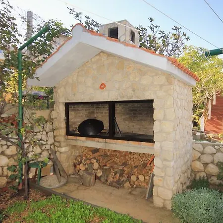 Apartment Pag 9388c